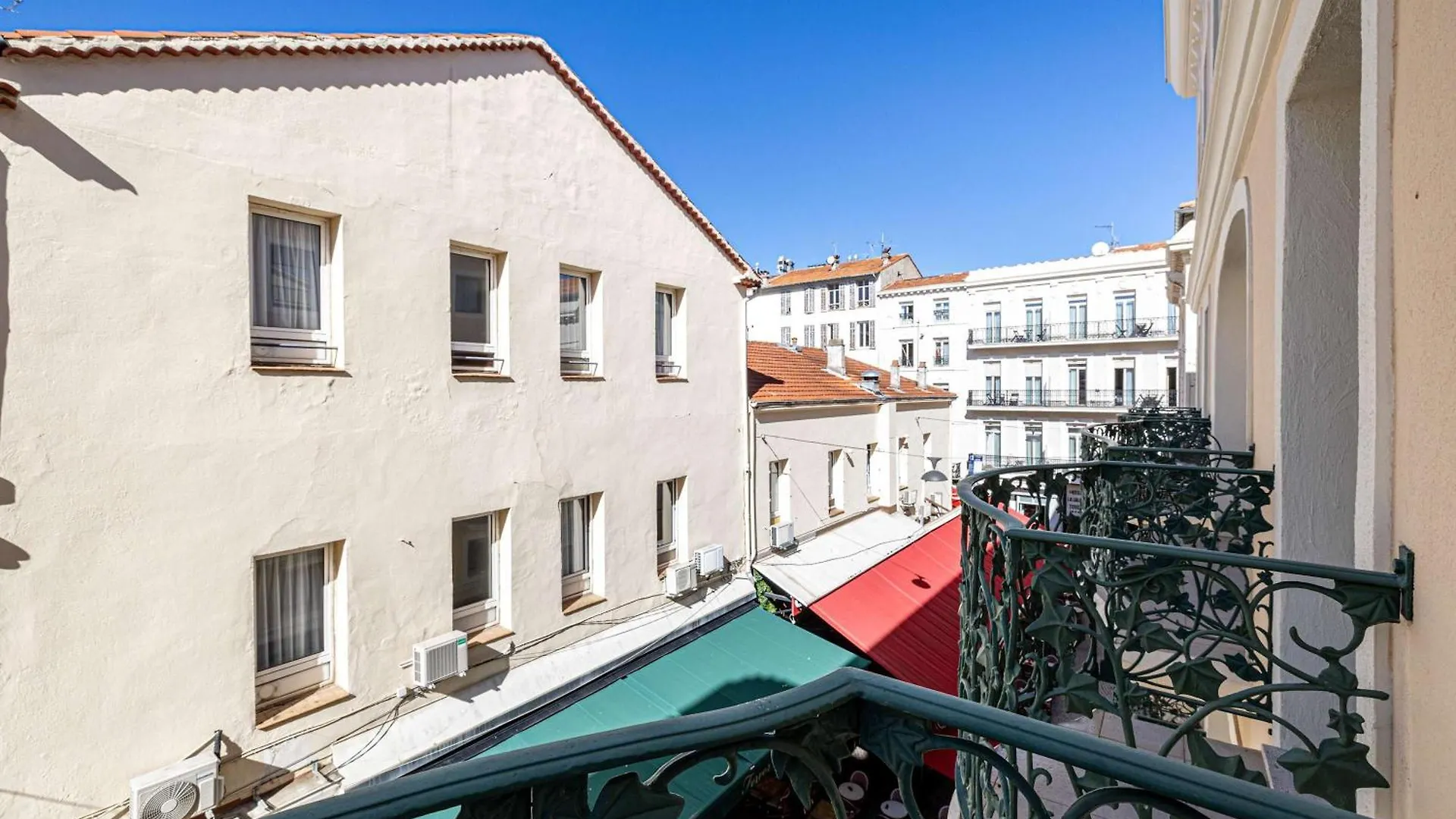 Апартаменты Le Casanova Avec Balcon Au Coeur Du Centre-Ville Канны