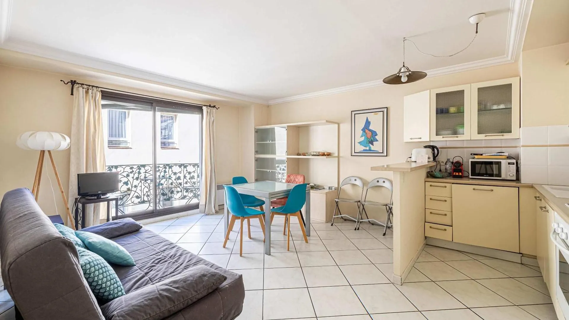 Le Casanova Avec Balcon Au Coeur Du Centre-Ville Канны